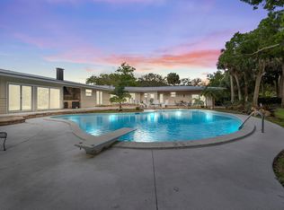 1001 S 11th St, Fort Pierce, FL 34950