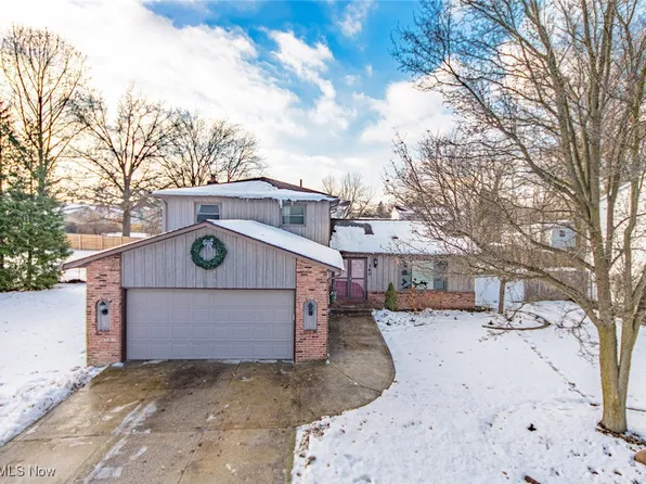 360 Crestway Oval, Brunswick, OH 44212