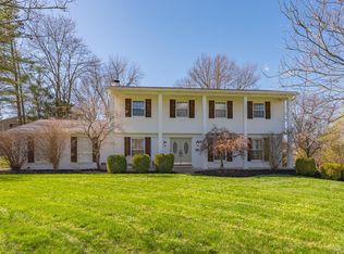 7886 Woodstone Dr, Cincinnati, OH 45244