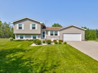 N5071 Deer Trl, Marinette, WI 54143