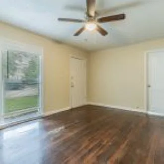 2 bed, 728 sqft, $1,195 — Photo 3