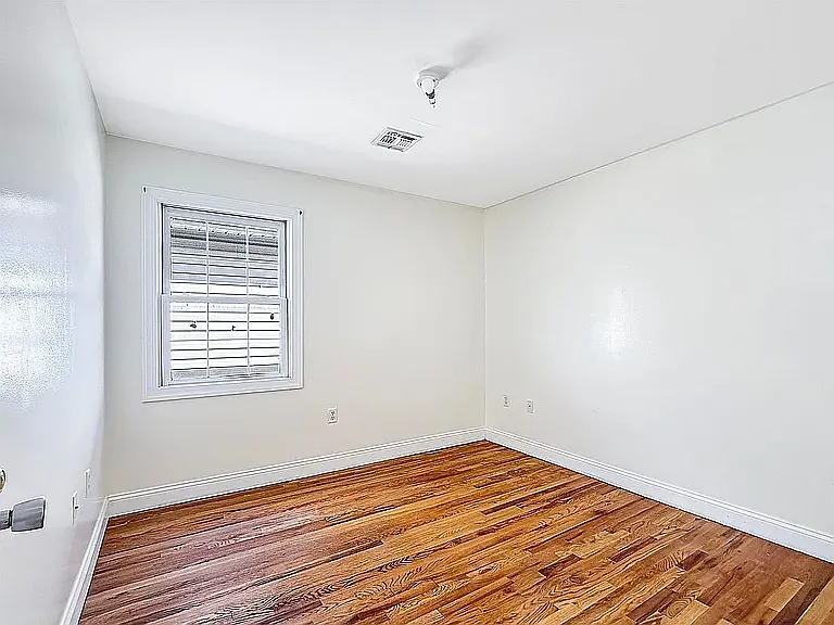 76 Dales Ave #3 — Photo 10
