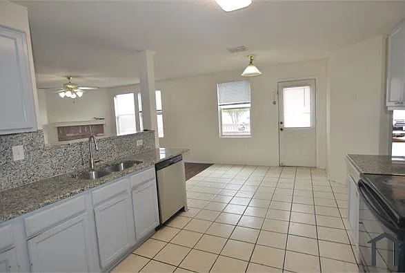 2812 Sonora Ln — Photo 4