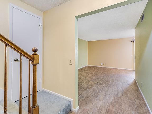 5th image of 11823 Sandman St #136