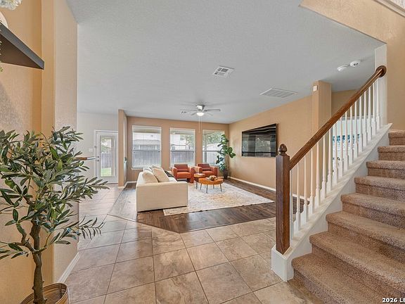5th image of 226 Kensington