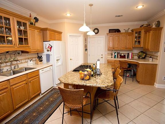 5th image of 872 Mande Ct