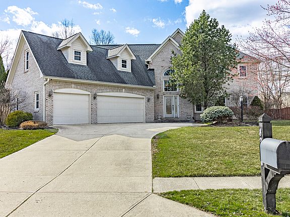 3rd image of 8310 Misty Dr