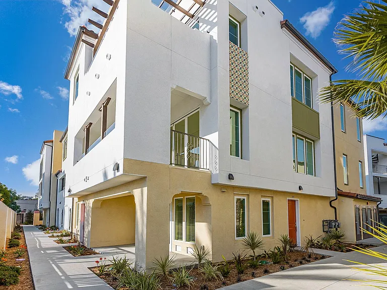 Doheny Way — Photo 4