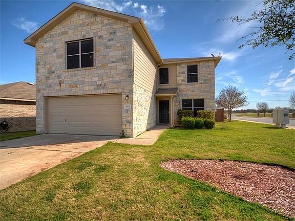 West front with shady East back fenced yard