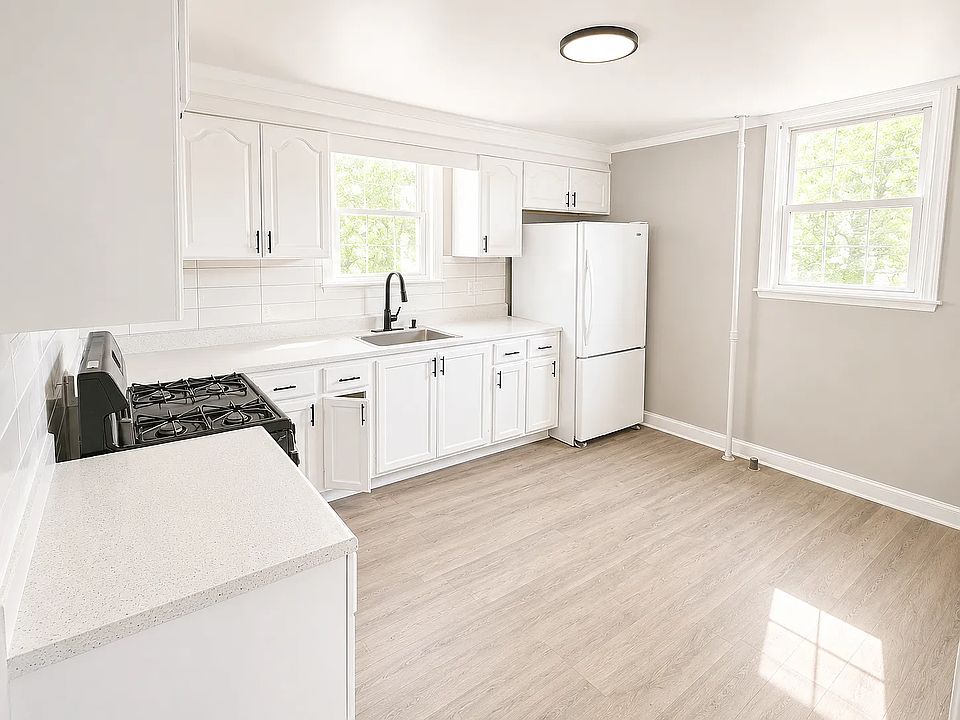 1st image of 49 Norwood St #5D
