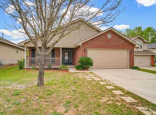 809 Bunting Ct, Cantonment, FL 32533