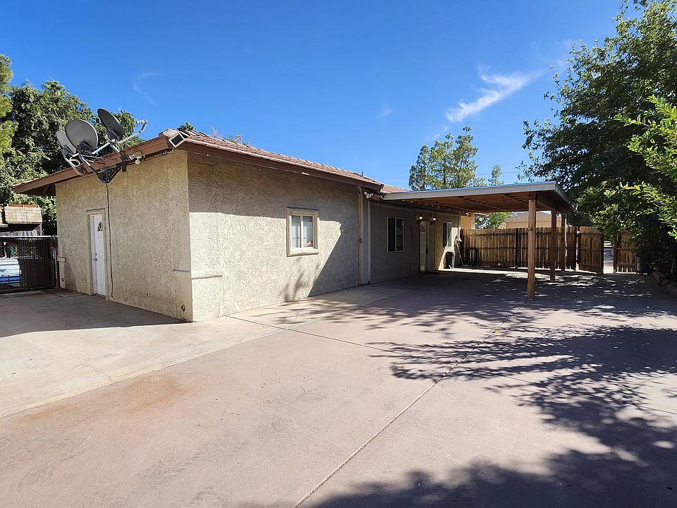1st image of 8124 W Orangewood Ave