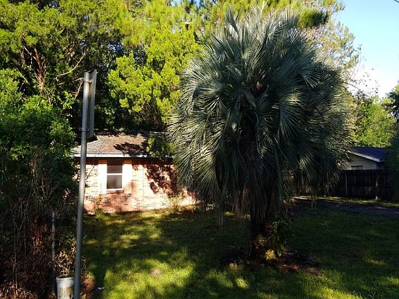 2nd image of 289 Twin Lakes Dr