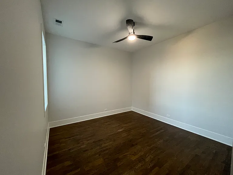 1647 W Hubbard St #2 — Photo 13