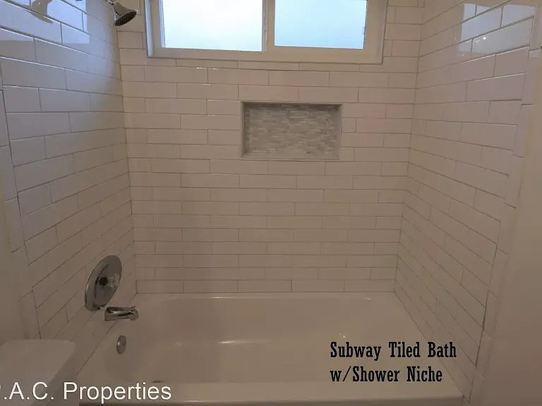 5255 Blakeslee Ave — Photo 5