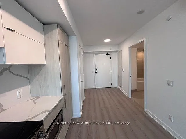 100 Queen St E #1707 — Photo 12
