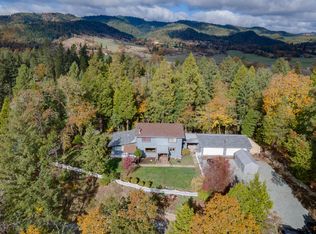 240 Pruden Hill Ln, Canyonville, OR 97417