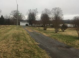6092 Bowling Green Rd, Scottsville, KY 42164
