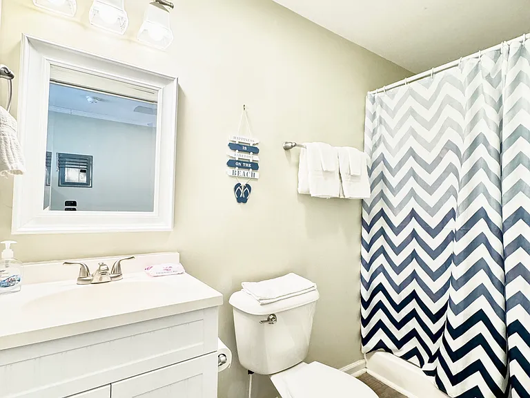 2401 W Fort Macon Rd — Photo 21