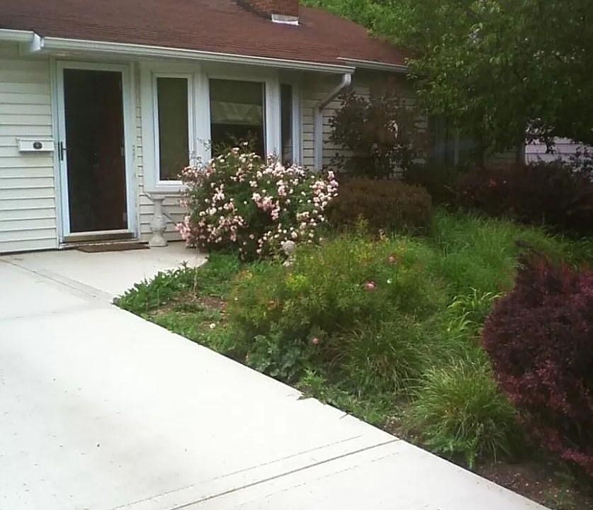 1st image of 110 N Woodlawn St
