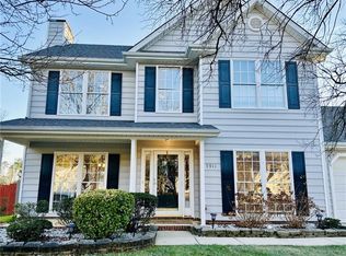 5911 Highland Grove Dr, Summerfield, NC 27358