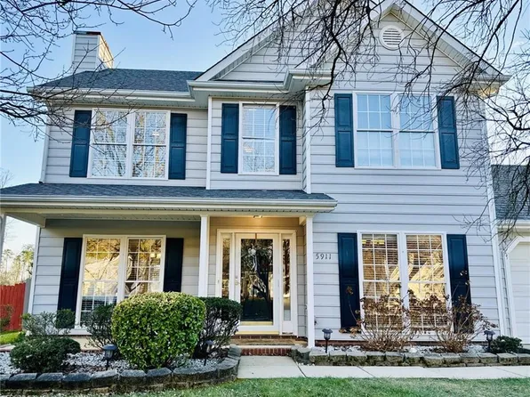 5911 Highland Grove Dr, Summerfield, NC 27358
