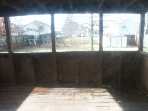 5th image of 1695 Hillsbury Dr