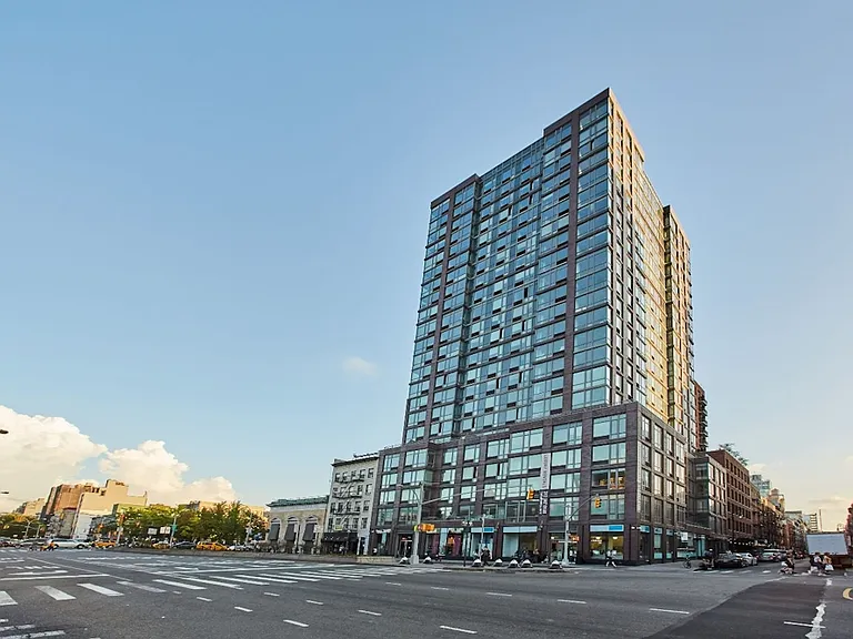 188 Ludlow St #23J — Photo 33