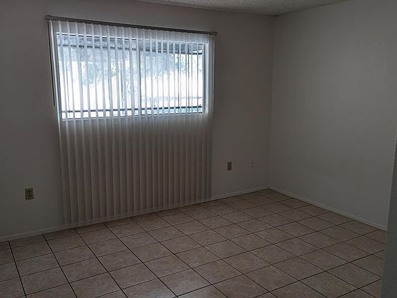 3rd image of 8811 N 34th Ave