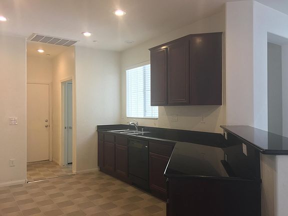 5th image of 430 Dorchester Bend Ave