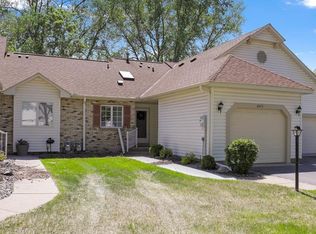 2672 Lake Court Dr #58, Mounds View, MN 55112