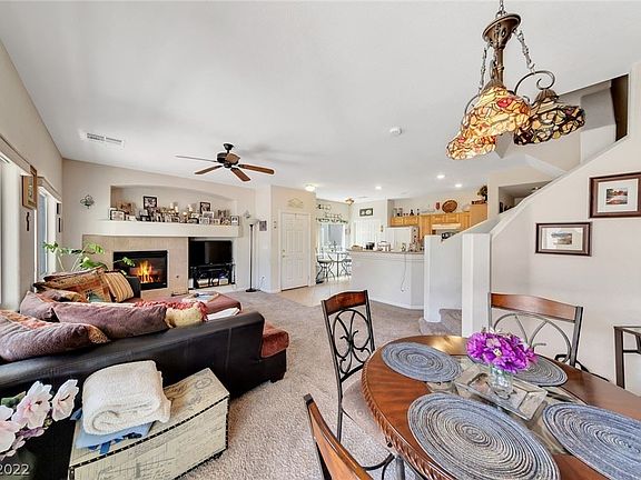 2nd image of 1066 Thrill Ct Unit 2