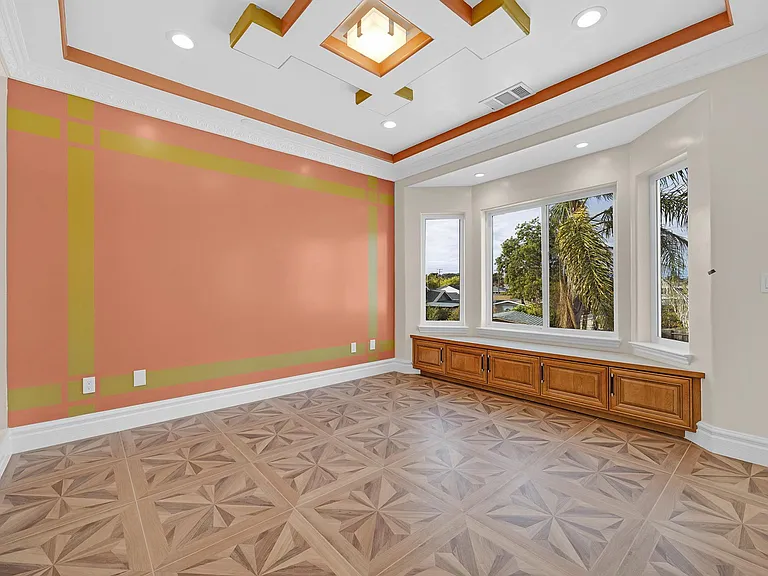320 Tennyson Rd — Photo 22