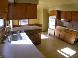 1110 Dallas Ave SE, Grand Rapids, MI 49507