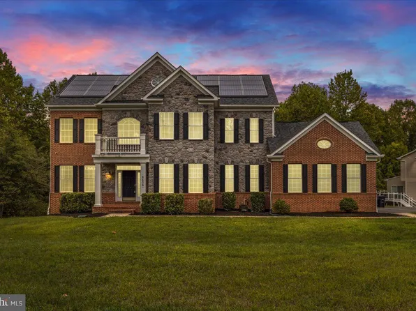 8808 Wind Chime Ct, Upper Marlboro, MD 20772