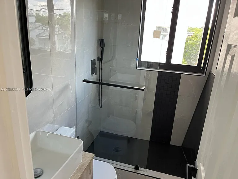 7128 Indian Creek Dr #9 — Photo 5