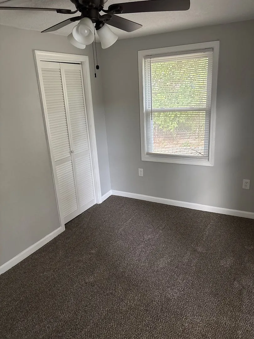 1805 & 1807 Brookside Ave — Photo 4