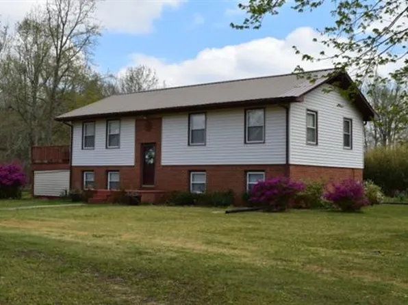 2593 Old Nashville Hwy, Mc Ewen, TN 37101