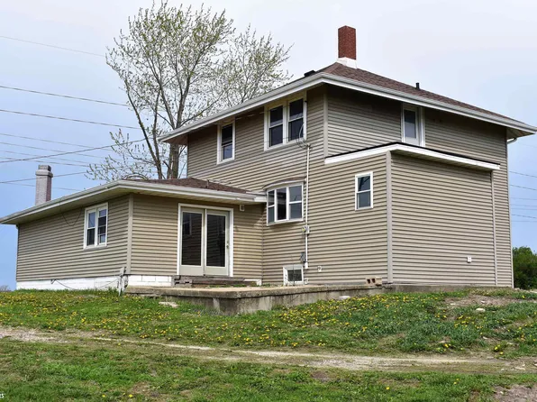 1614 Commercial St, Iowa Falls, IA 50126