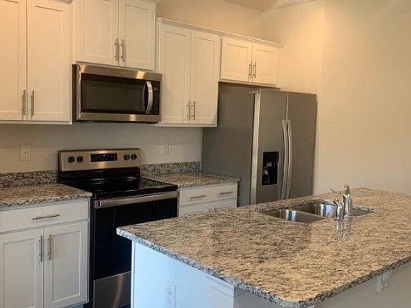 5th image of 449 Sea Grit Ct