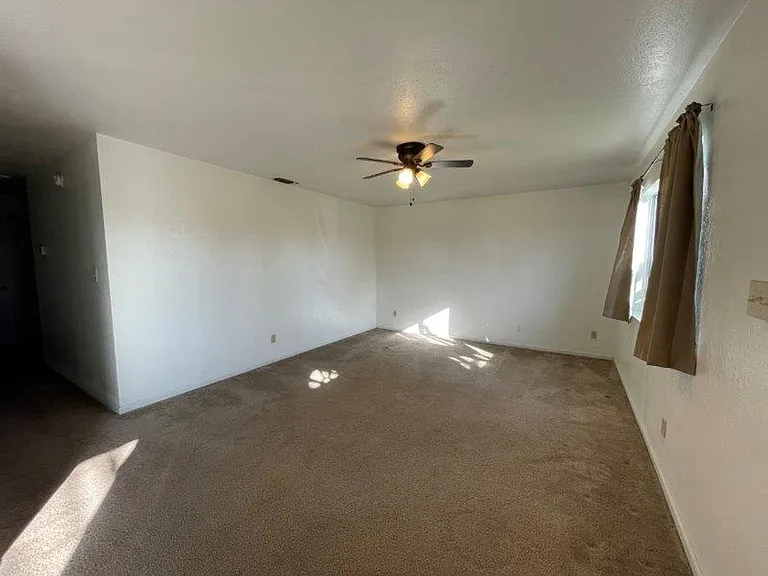 9262 Terra Linda Dr — Photo 16
