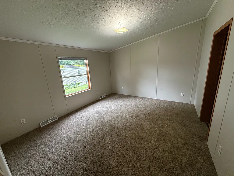 260 Timber Ln — Photo 10
