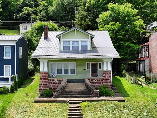 464 W 2nd St, Maysville, KY 41056