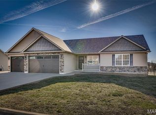 456 N Haven Ct, Farmington, MO 63640
