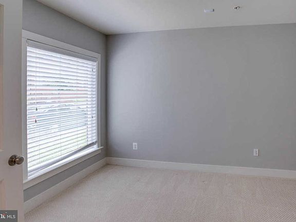 4th image of 2948 Stella Blue Ln