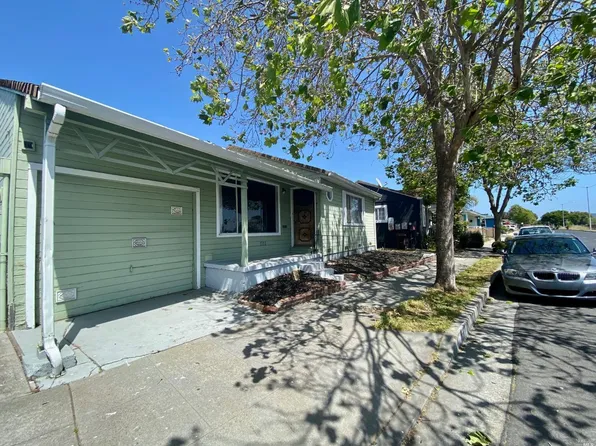 890 Carlson Boulevard, Richmond, CA 94804