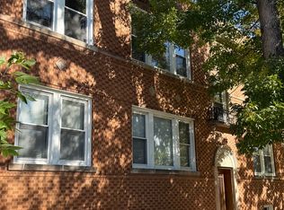 5402 W George St UNIT 2, Chicago, IL 60641