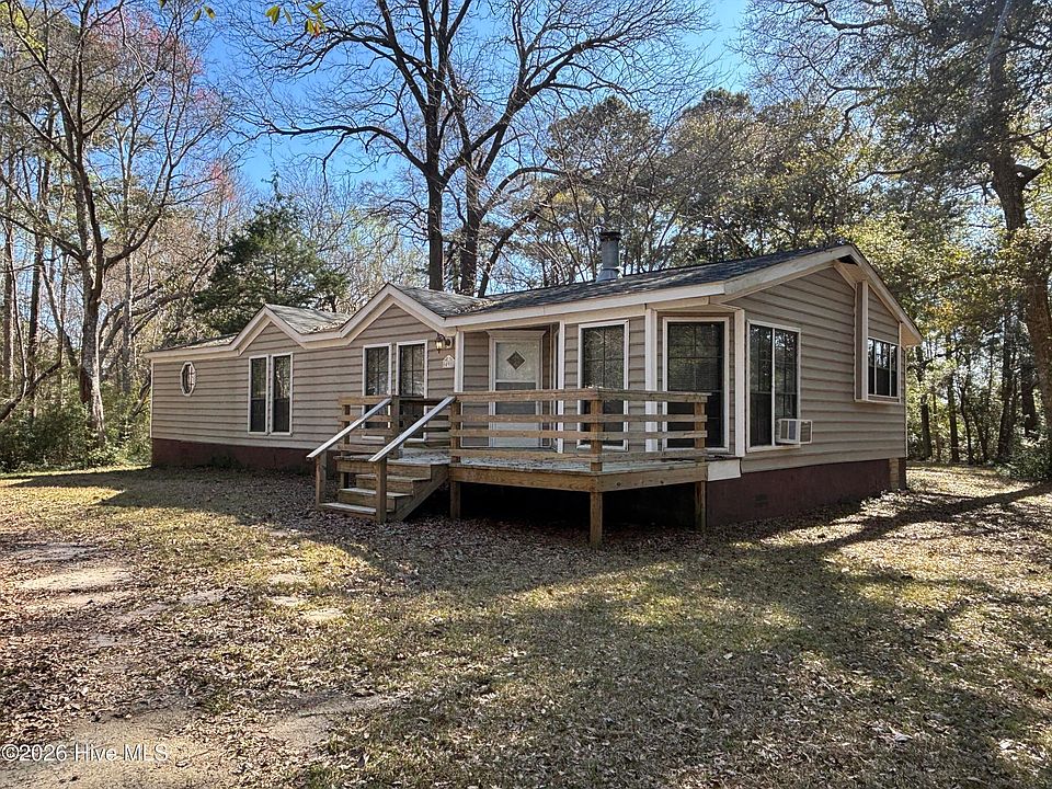 1st image of 649 Beachwood Dr SE