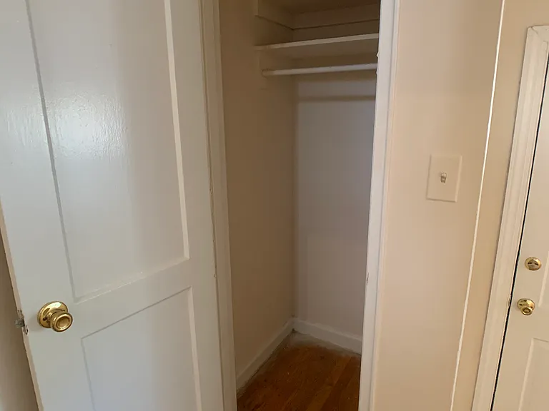 1661 Valley Ave — Photo 36