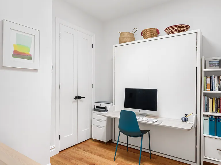 182 Cornelia St #2 — Photo 10